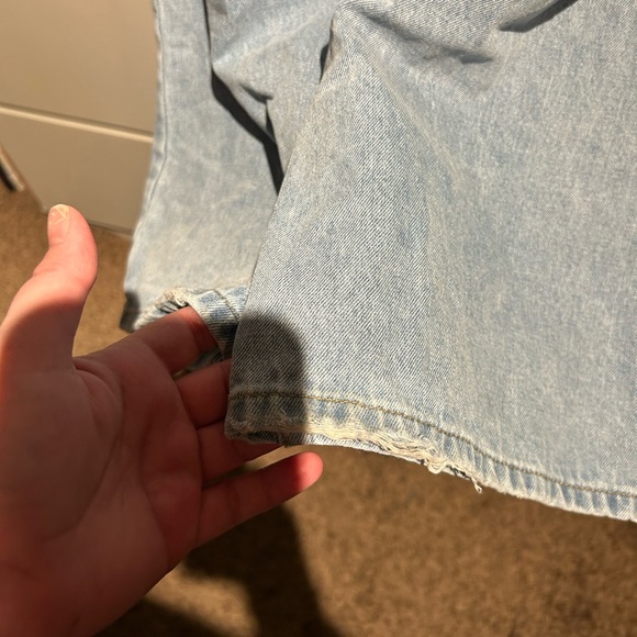 Edikted Raelynn Washed Low Rise Jeans - Picture 5 of 6